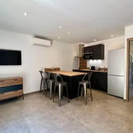 Holiday home Casa Di Macchjerolu - 8 Pers Sotta