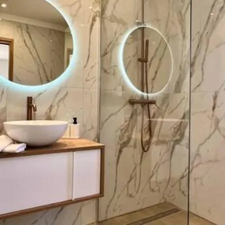 Holiday home Casa Di Macchjerolu - 8 Pers Sotta