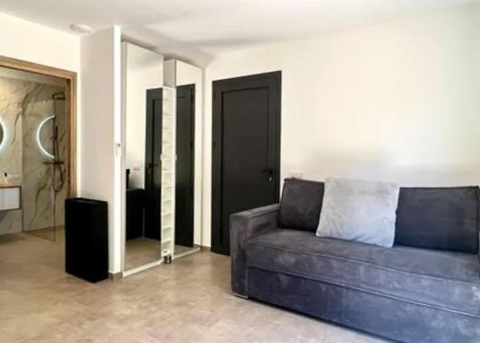 Casa Di Macchjerolu - 8 Pers סוטה