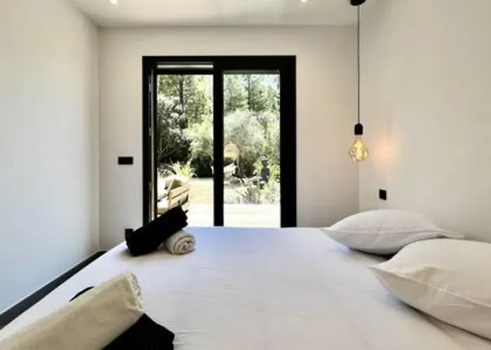 בית נופש Casa Di Macchjerolu - 8 Pers *